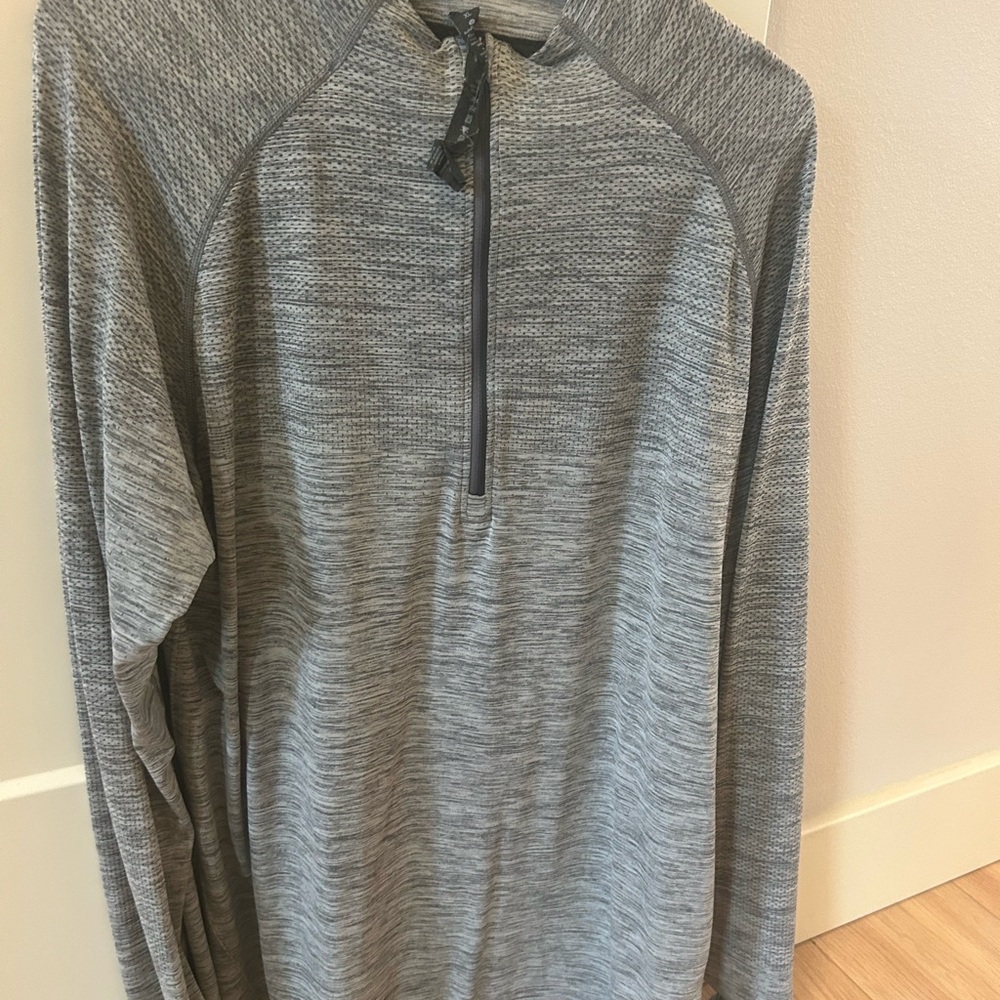 Lululemon Metal Vent Tech 1/4 Zip Gray XL